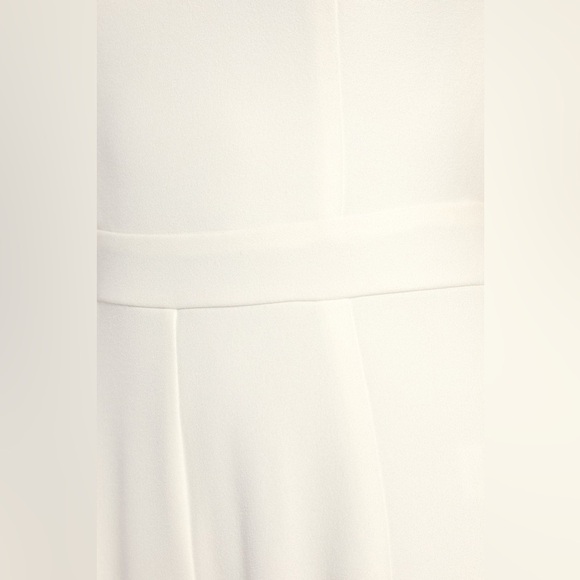 Lulus White Jumpsuit NWT - Picture 5 of 14